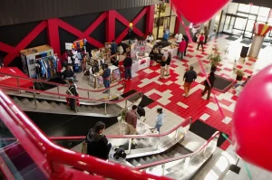 Photograph of Fun Land: 100 Oaks Mall