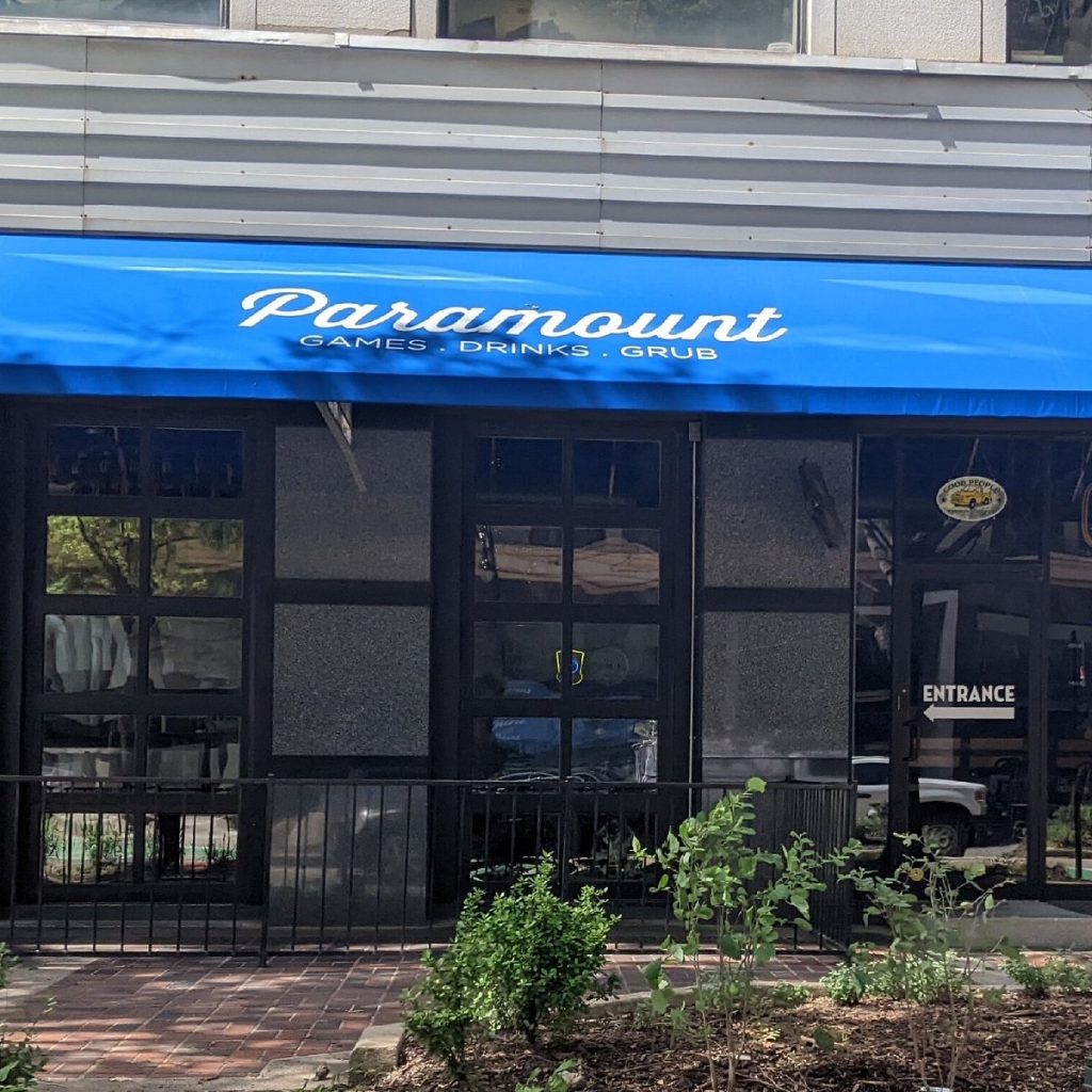 Paramount Bar and Grill