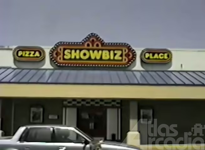 Exterior photo of ShowBiz Pizza Place: Cedar Rapids, IA