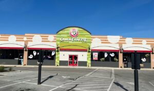 Exterior photo of Chuck E. Cheese's: Chicago, IL