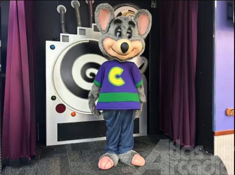 Exterior photo of Chuck E. Cheese's: Everett, MA