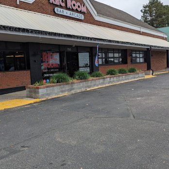 Rec Room Bar and Arcade