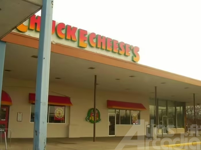 Exterior photo of Chuck E. Cheese's: Paramus, NJ (South Dr)
