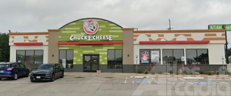 Exterior photo of ShowBiz Pizza Place: Dallas, TX (S Westmoreland Rd)
