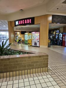 Diamond Jim’s Arcade: Eastwood Mall