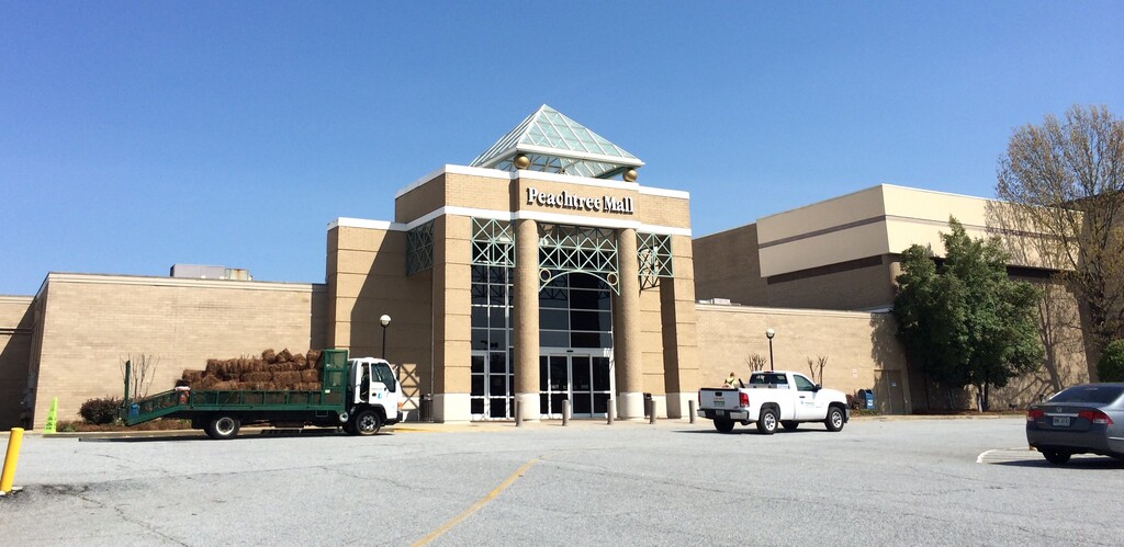 Diamond Jim’s Arcade: Peachtree Mall
