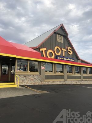 Toot’s: 860 NW Broad St
