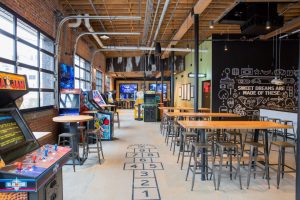 16 Bit Arcade + Bar: Nashville