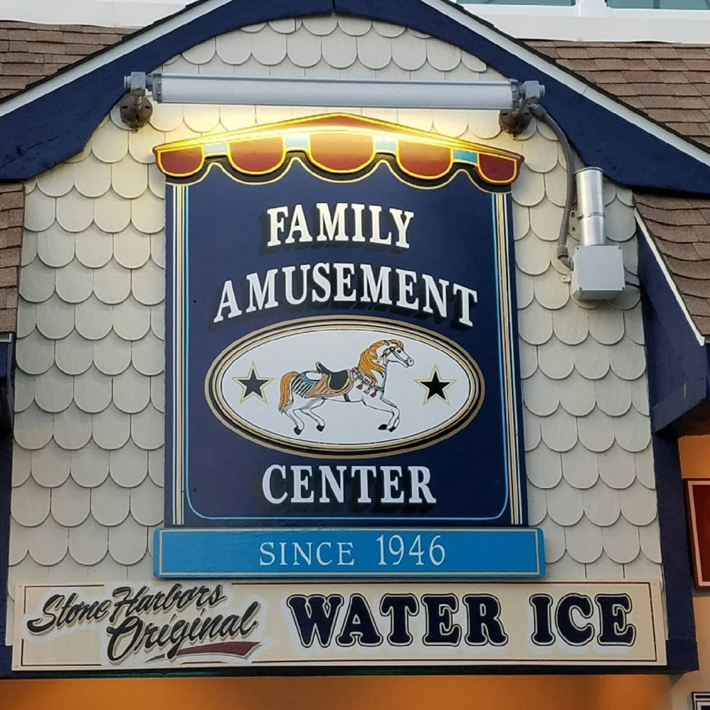 Photograph of RiGi’s Amusement Center